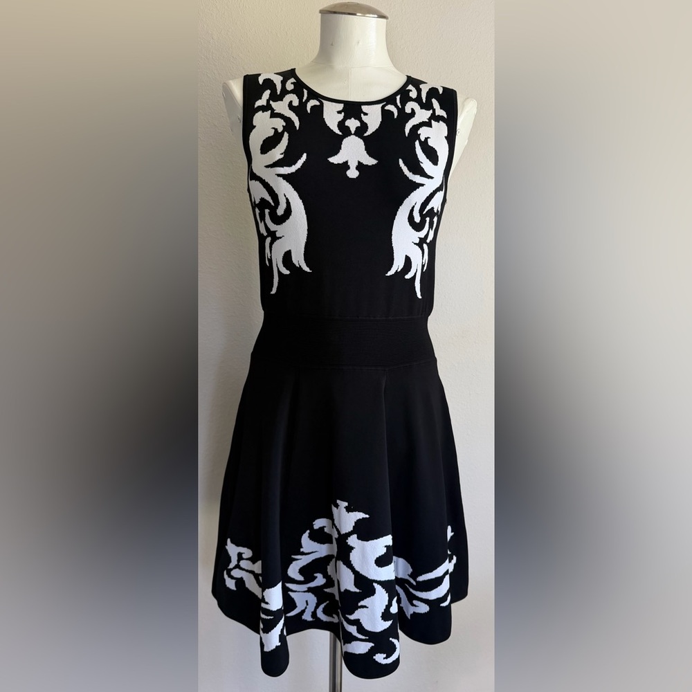 Anne Fontaine Black Dress with White Patterns